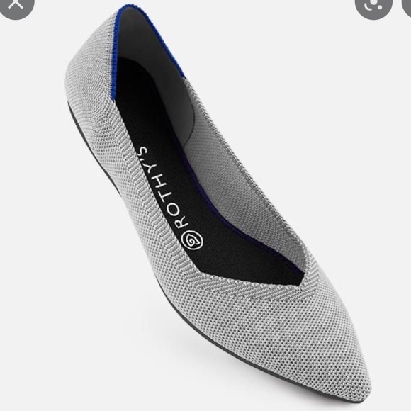 ⭐️ Rothy’s Gray Pointed Toe Flats - Picture 4 of 14